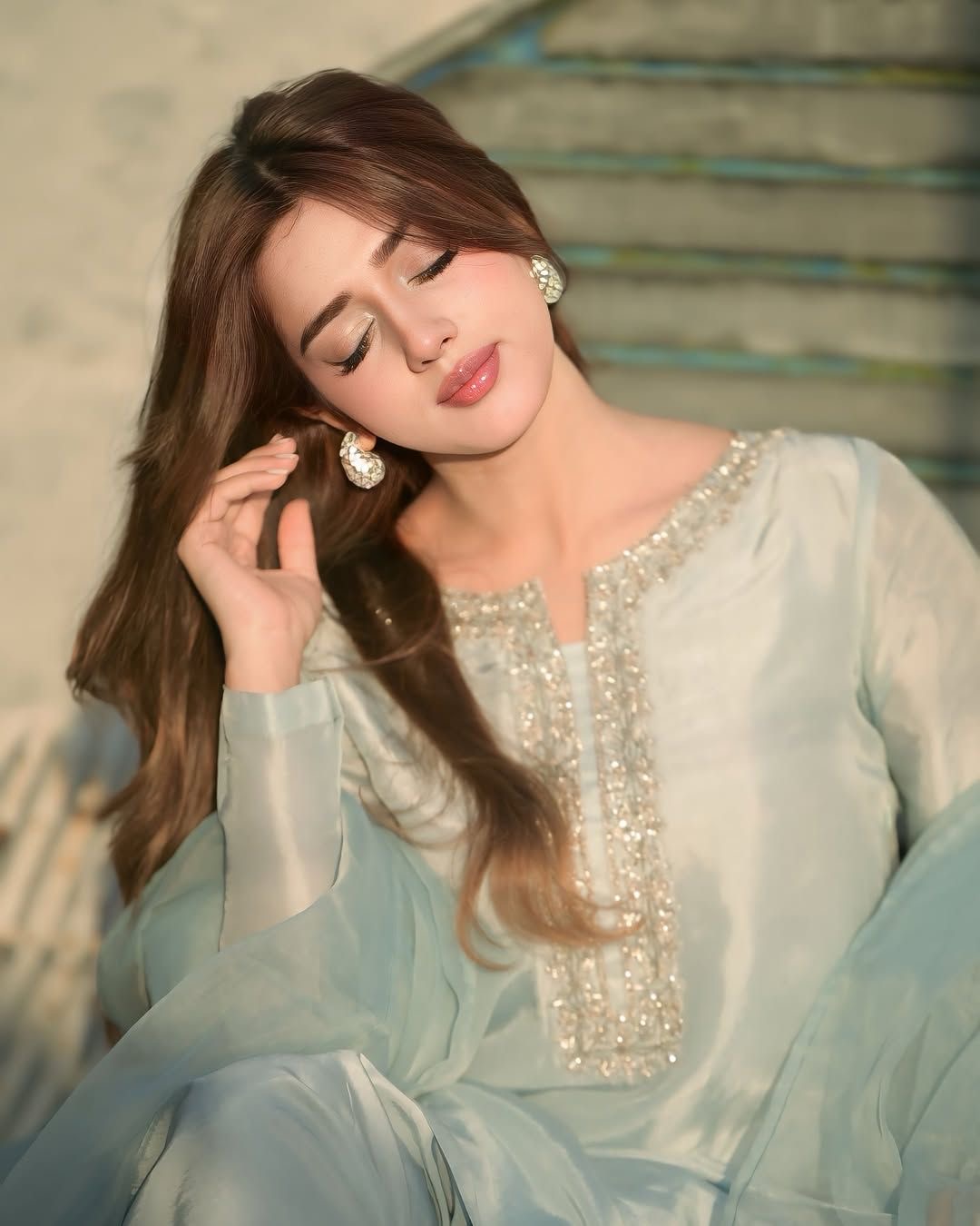  Jannat Mirza  biography