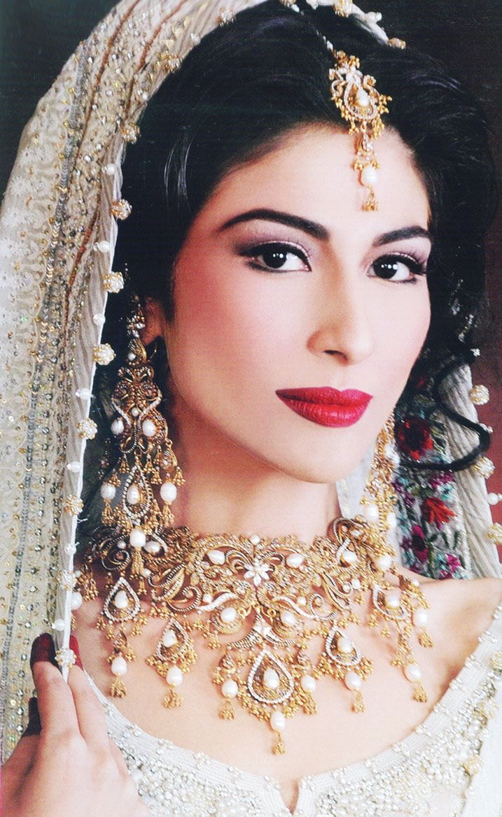Meesha Shafi Biography