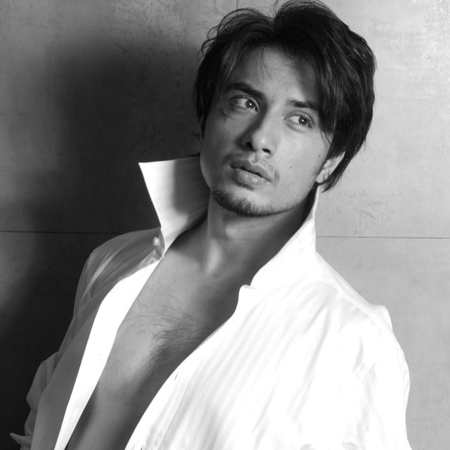Ali Zafar height
